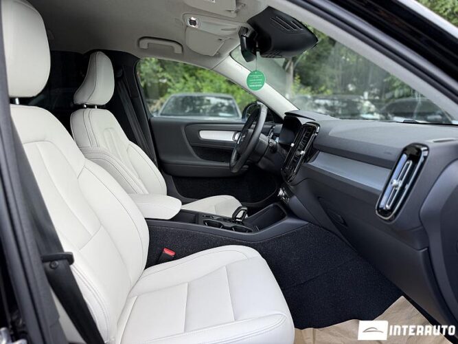Volvo XC 40 47 volvo XC 40 2021
