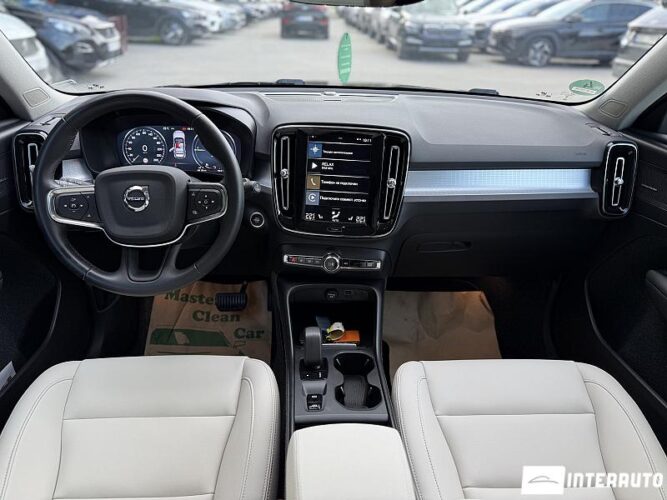 Volvo XC 40 44 volvo XC 40 2021