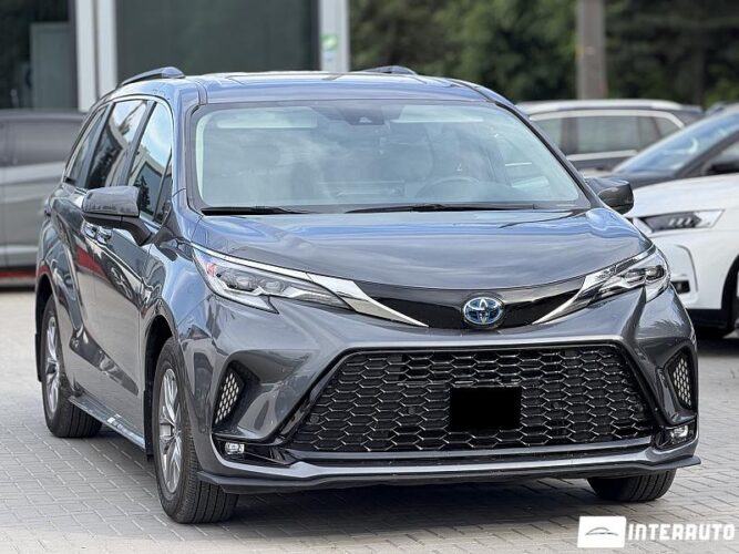 toyota Sienna 2025