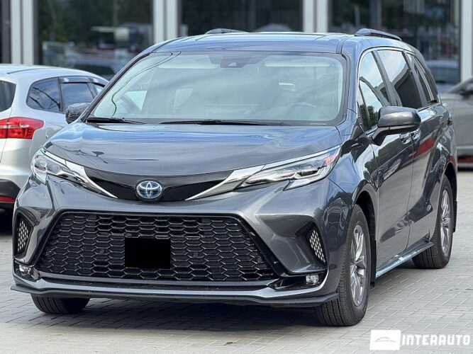 Toyota Sienna 2025 doar la InterAuto
