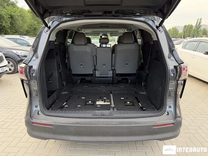 toyota Sienna 2025