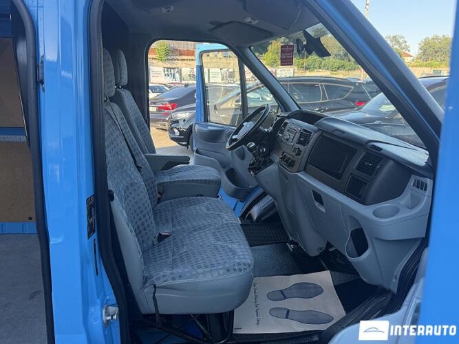 ford Transit 2012