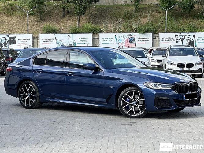 BMW 545e 2022 doar la InterAuto