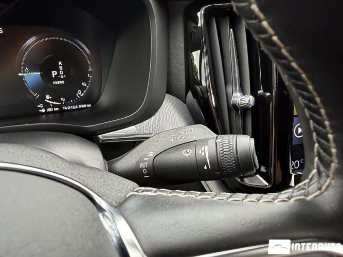 volvo XC 60 2020