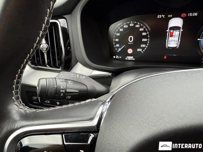 volvo XC 60 2020