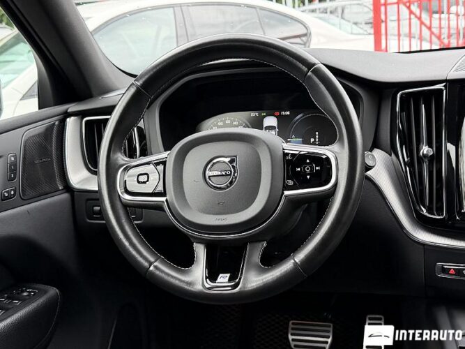 volvo XC 60 2020