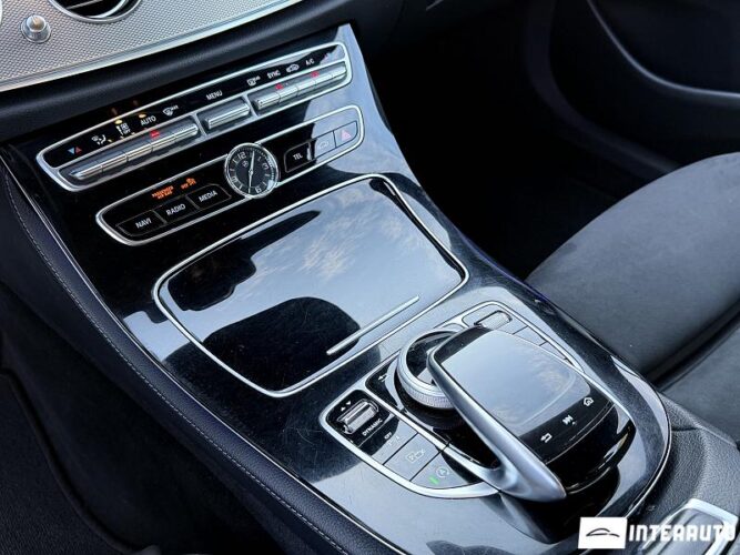 mercedes E 220 2016