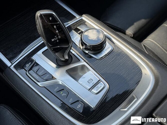 BMW 740e 48 bmw 740e 2017