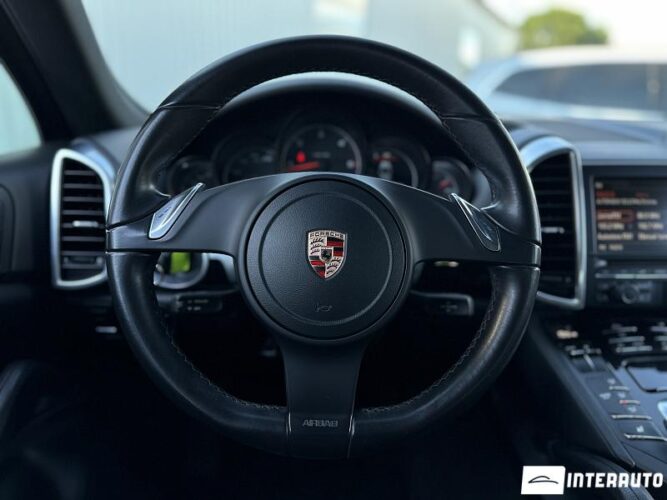 Porsche Cayenne 42 porsche Cayenne 2011