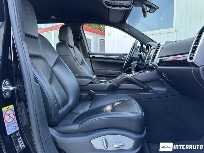 Porsche Cayenne 46 porsche Cayenne 2011