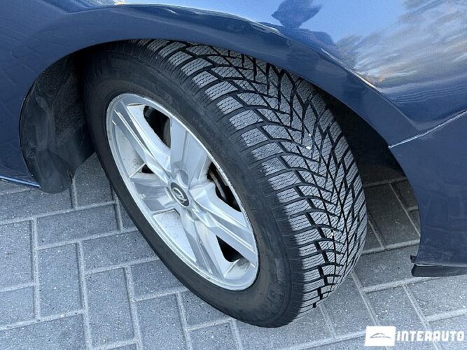 Opel Astra 43 opel Astra 2011