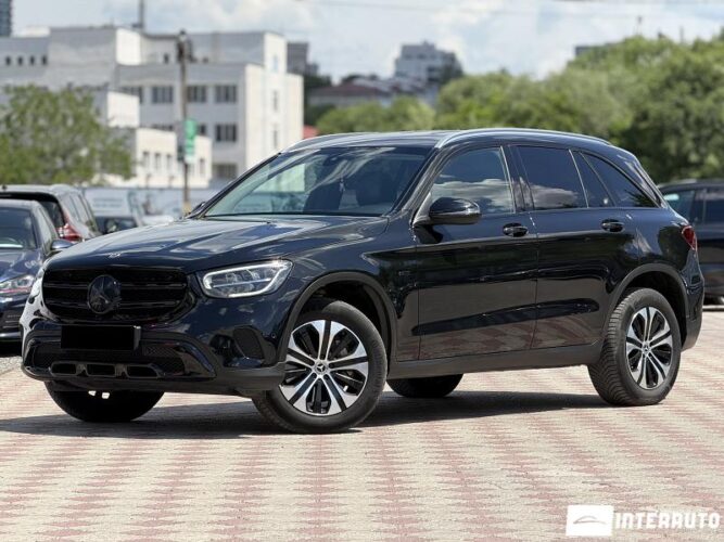 Mercedes GLC 300e 2020 doar la InterAuto