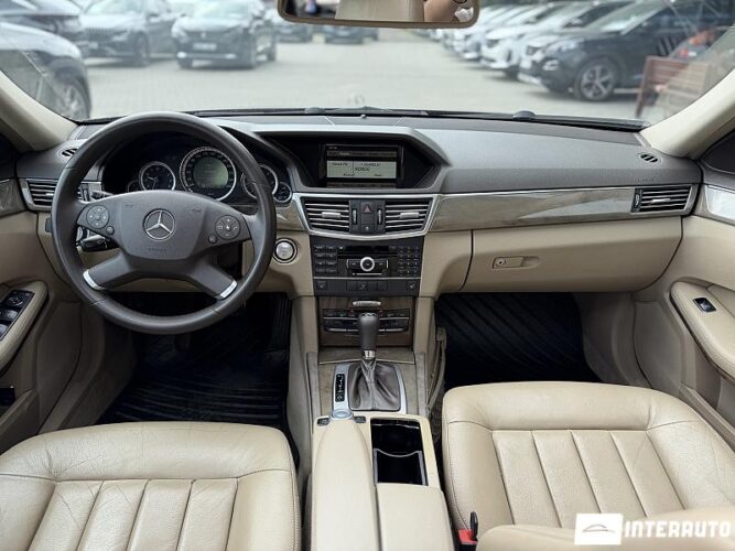 Mercedes E 220 48 mercedes E 220 2009