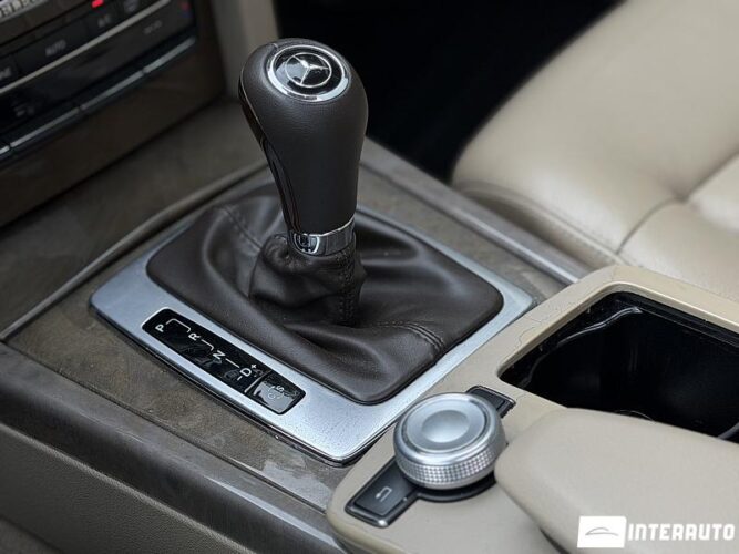 Mercedes E 220 46 mercedes E 220 2009