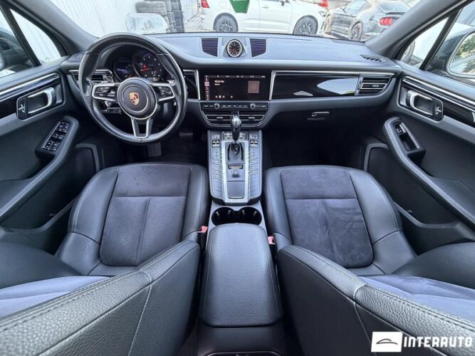 Porsche Macan 43 porsche Macan 2020