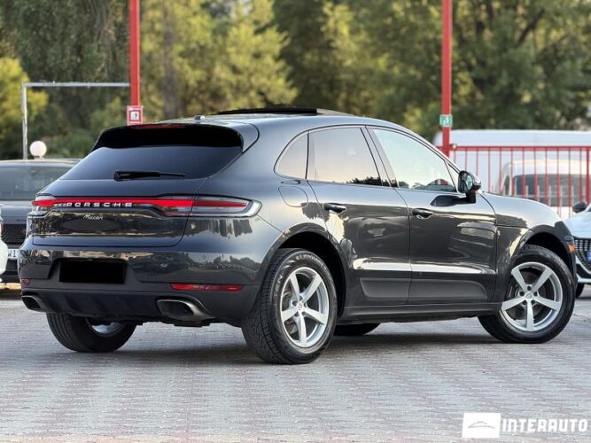 Porsche Macan 35 porsche Macan 2020
