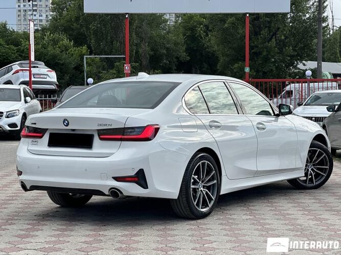 BMW 330 33 bmw 330 2020