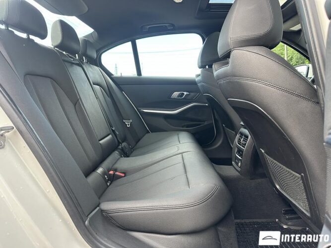 BMW 330 50 bmw 330 2020