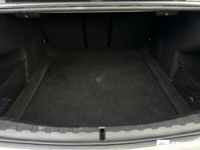 BMW 330 51 bmw 330 2020