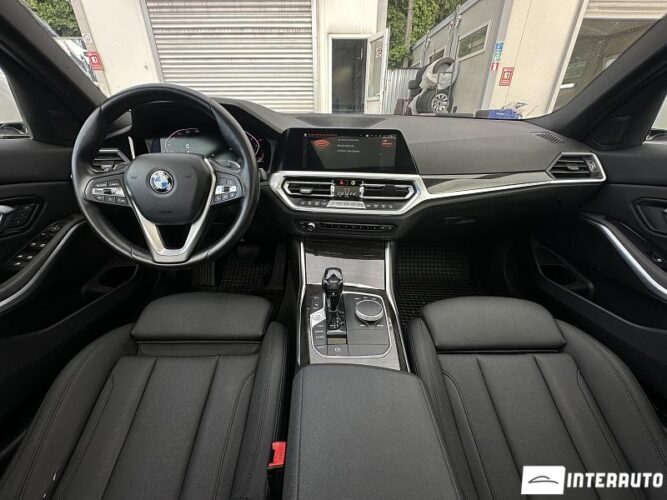 BMW 330 39 bmw 330 2020