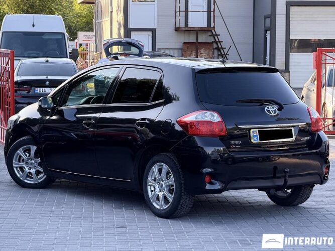 Toyota Auris 30 toyota Auris 2011