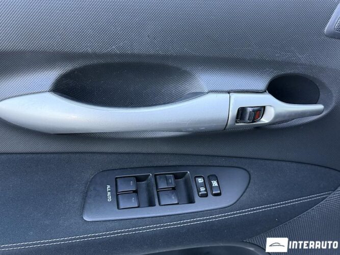 Toyota Auris 41 toyota Auris 2011
