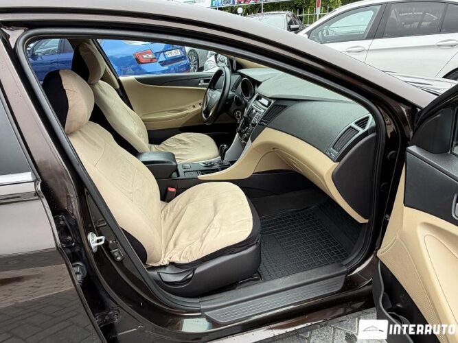 hyundai Sonata 2010