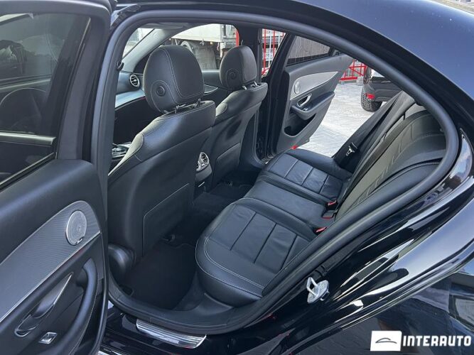 Mercedes E 220 37 mercedes E 220 2017