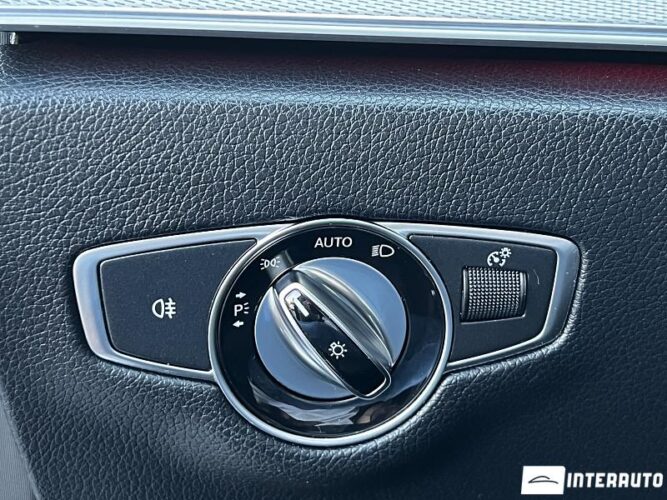 Mercedes E 220 49 mercedes E 220 2017