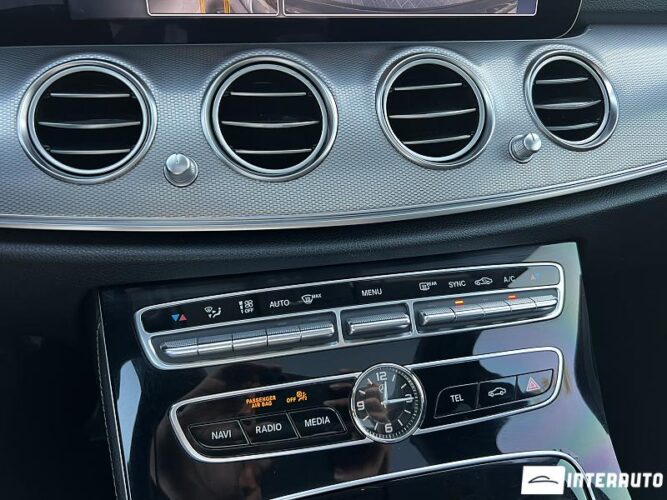 Mercedes E 220 42 mercedes E 220 2017