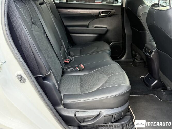 toyota Highlander 2021