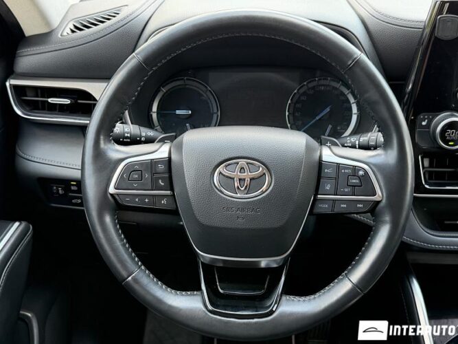 toyota Highlander 2021