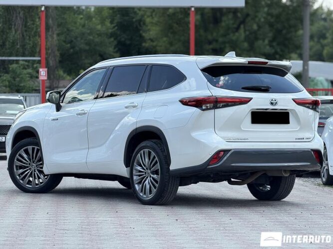 toyota Highlander 2021