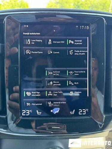 volvo XC 40 2020