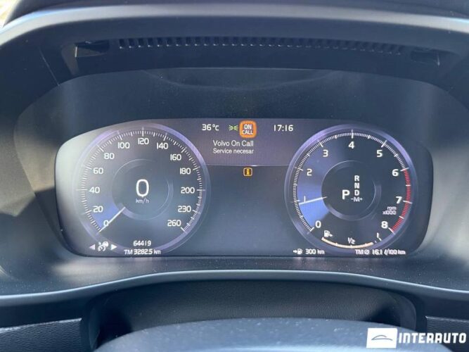 volvo XC 40 2020