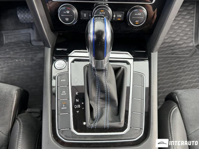 Volkswagen Passat GTE 46 volkswagen Passat GTE 2016