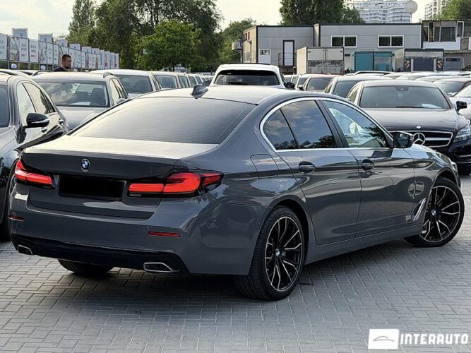 bmw 520 2021