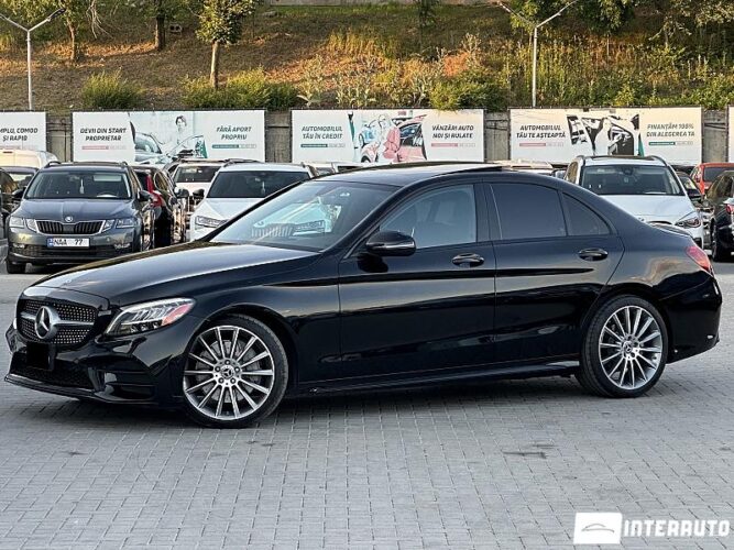 Mercedes C 300 36 mercedes C 300 2020