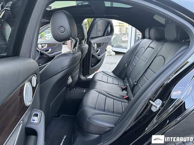 Mercedes C 300 47 mercedes C 300 2020