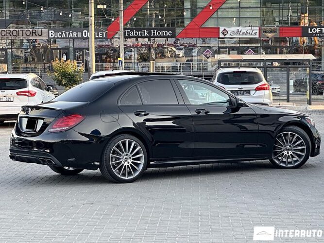 Mercedes C 300 37 mercedes C 300 2020