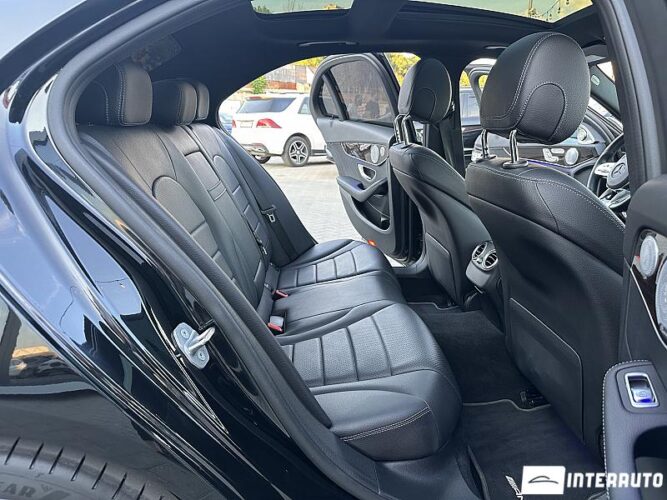 Mercedes C 300 48 mercedes C 300 2020