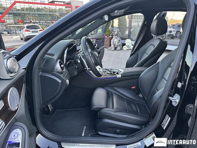 Mercedes C 300 39 mercedes C 300 2020