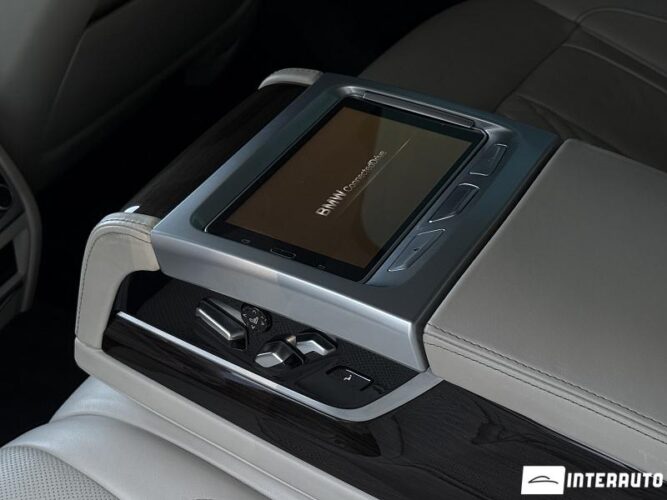 bmw 740 2018