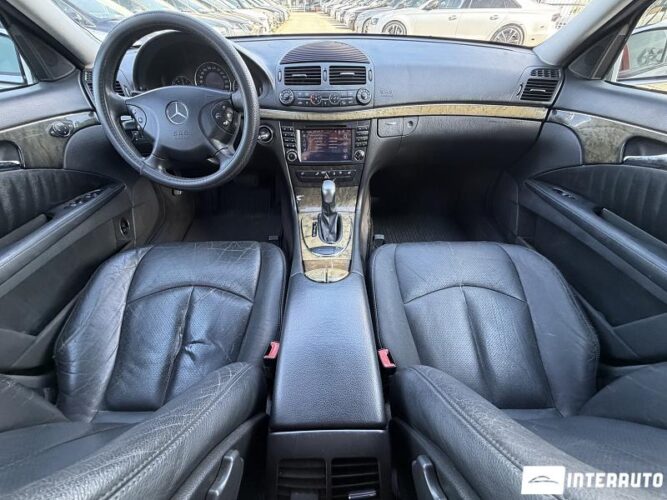 Mercedes E 220 38 mercedes E 220 2003