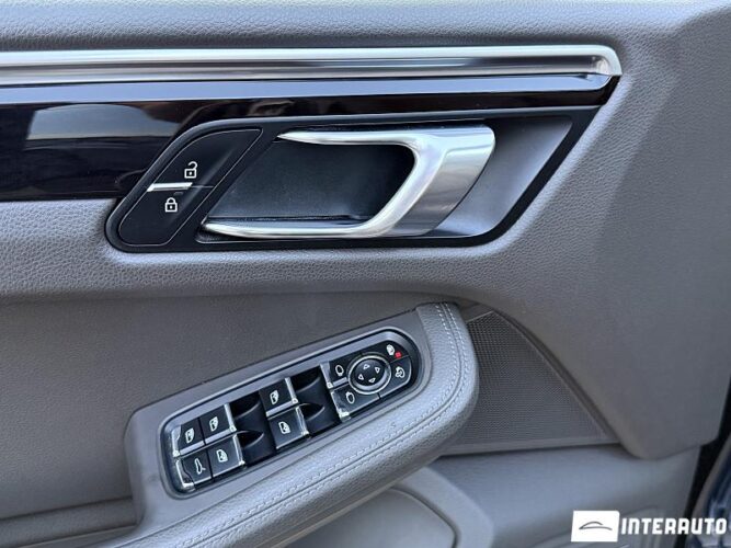 Porsche Macan 50 porsche Macan 2019