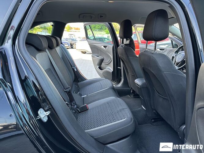 Opel Astra 42 opel Astra 2020