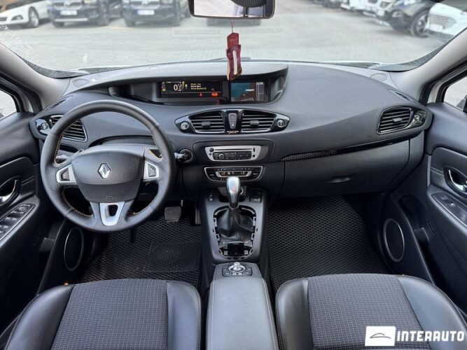 renault Scenic 2012