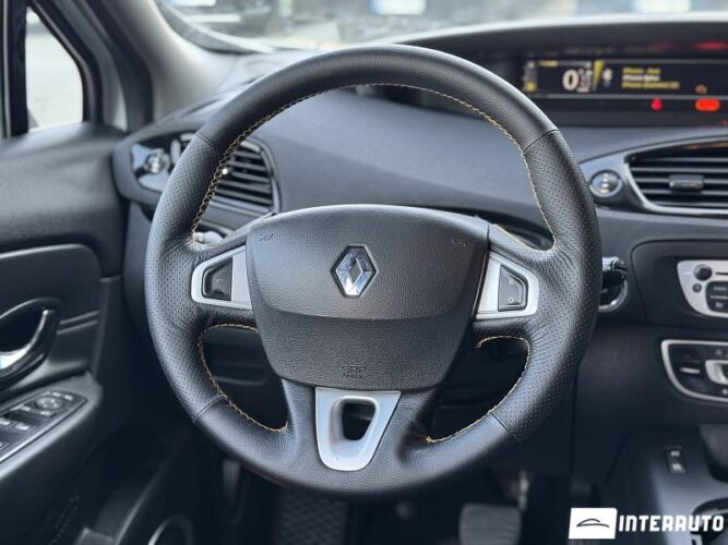 renault Scenic 2012