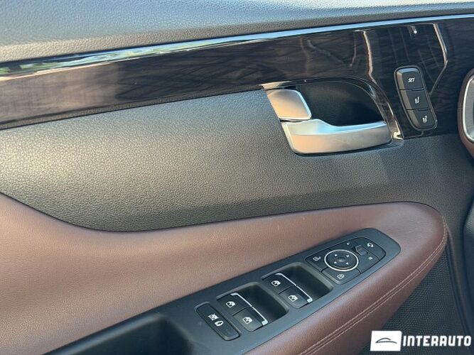 Hyundai Santa Fe 49 hyundai Santa Fe 2019