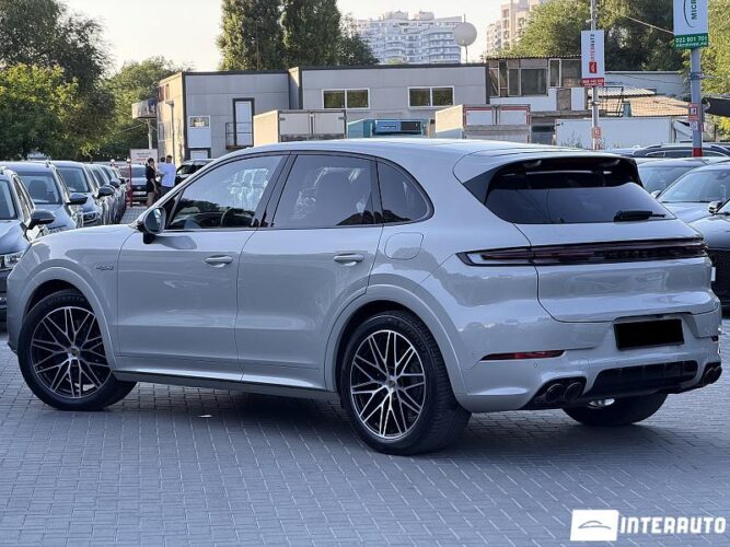 porsche Cayenne E-Hybrid 2023
